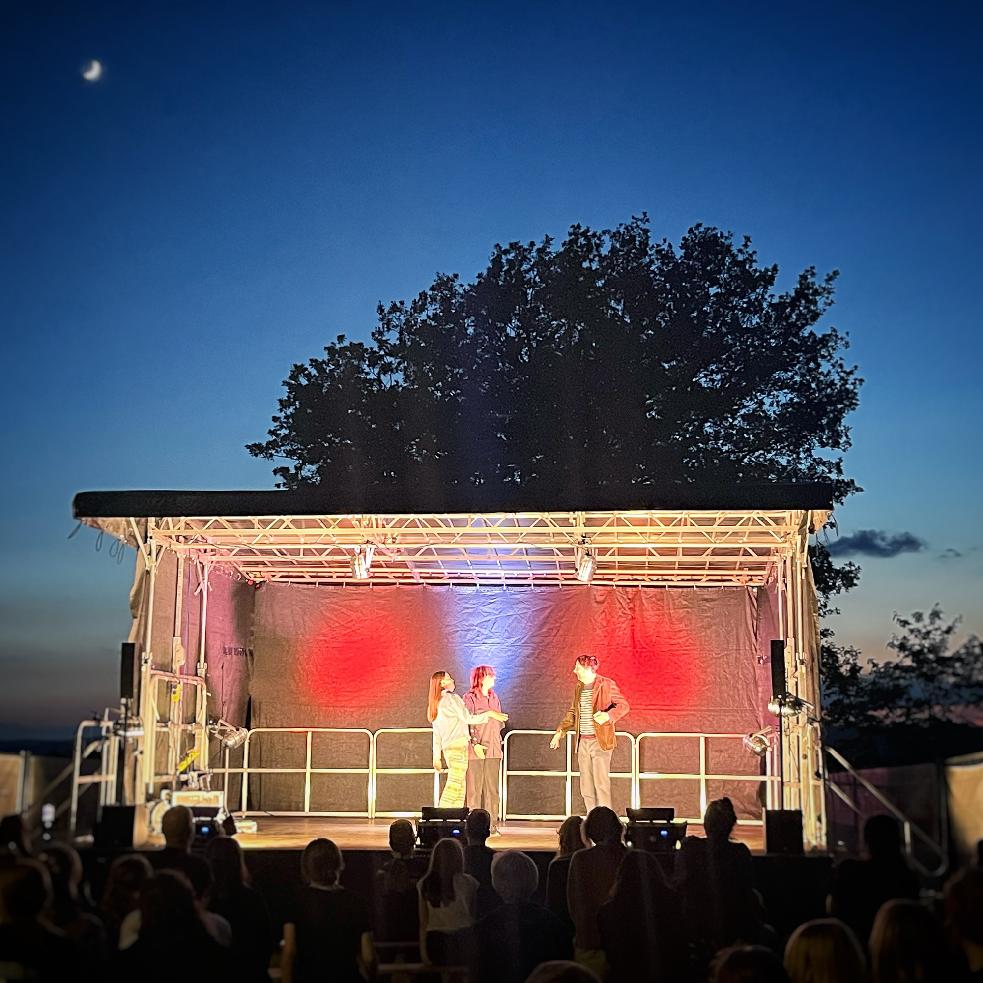 Offene Bühne bei der Multiplikator*innenschulung für Kinder- und Jugendtheater des Bundes Deutscher Amateurtheater e. V.